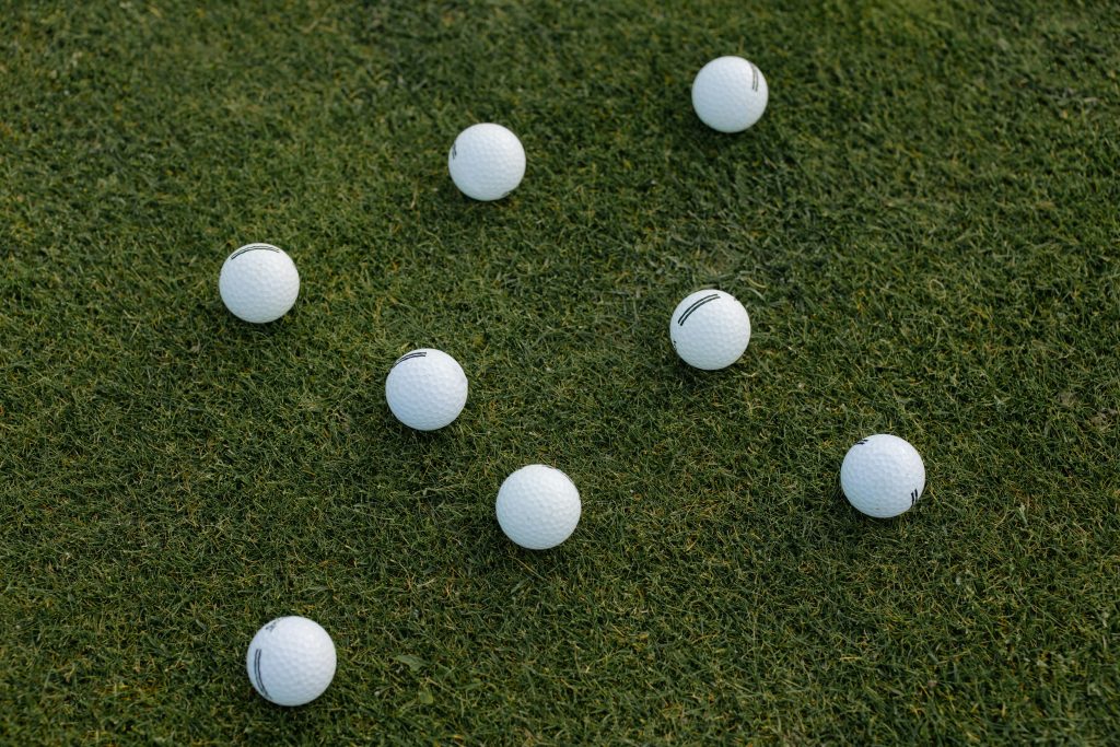 Best Distance Golf Ball For Seniors